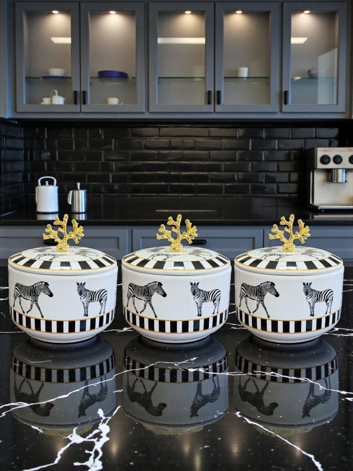 Mutfak Seti 103 Baharatlık Kahvaltılık Kağıt Havluluk Kaşıklık Zebra At Desen Gold